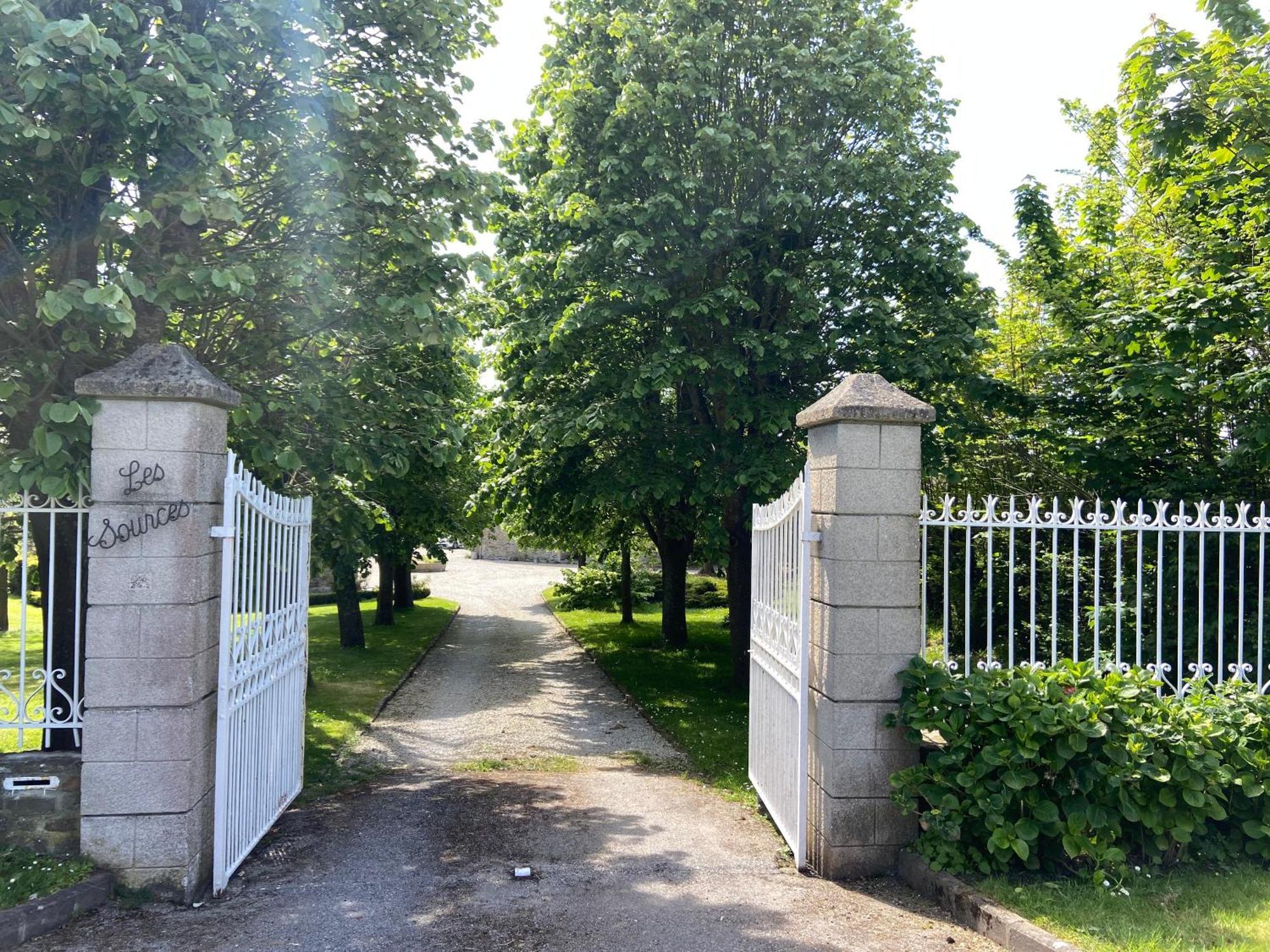 Chambres D'Hotes & Gites - Domaine Les Sources Portbail Eksteriør billede